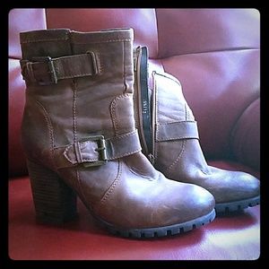 Steve Madden Boots